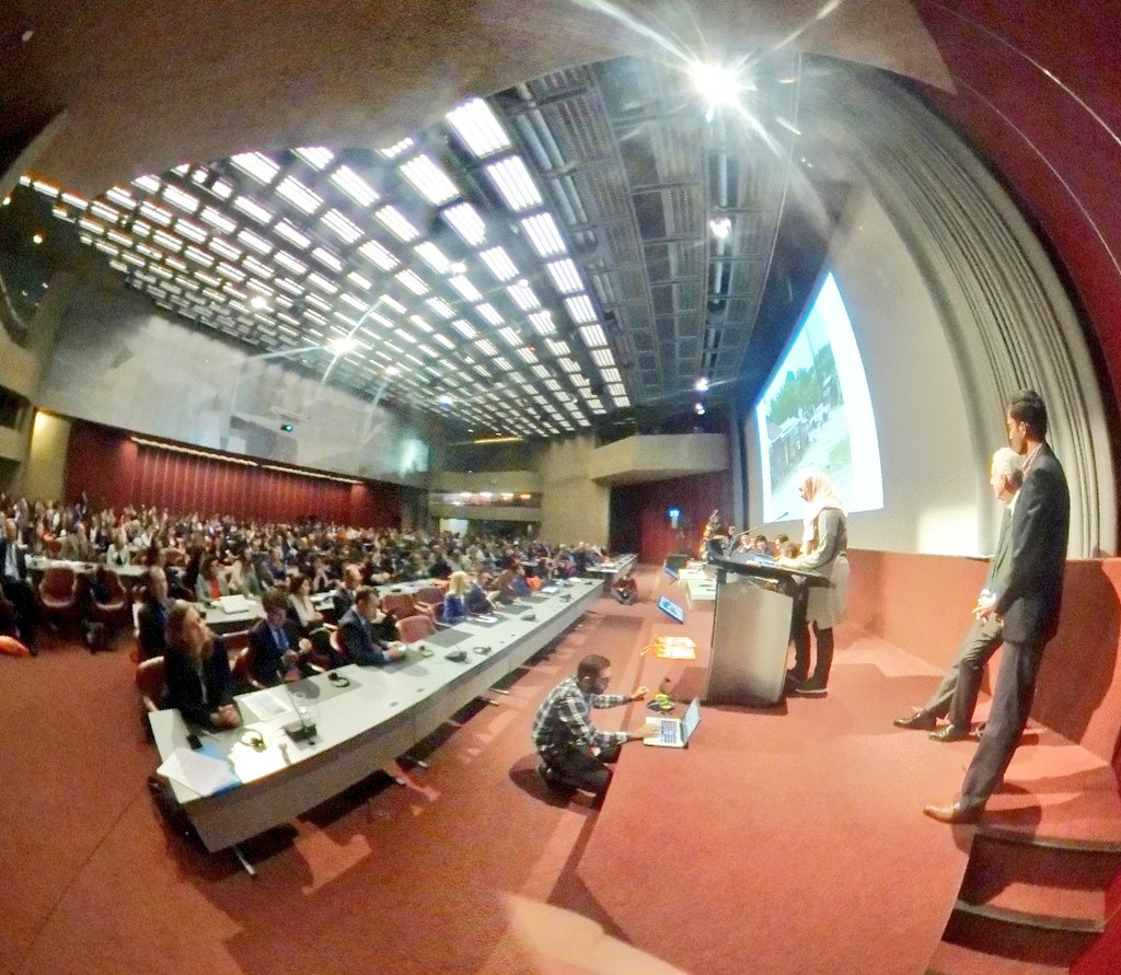 HScienceAdvisor's tweet photo. Excellent presentation of Team 2.7 BOX.e by @maryamohamedali &amp; @cwarakaulle from @CERN Medical Technology Hackathon at #ghf18 Opening Ceremony @Hopitaux_unige @Genevaforum @theportatcern @HumanitarianLab @impacthubgeneva https://t.co/DiOFm45uFH #cernmedtechhack @MassChallengeCH https://t.co/c8UE2exvkL