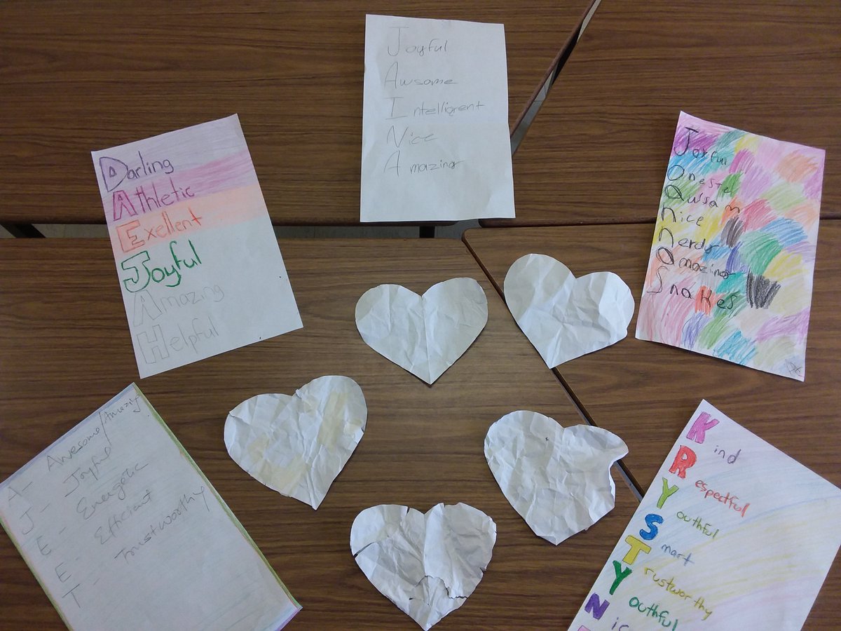 PLASP_CCS's tweet photo. Just one day b4 #dayofpink, some of our kids were given paper hearts, which they then crushed. Next, they were told to smooth out the wrinkles. "That's impossible!" they shouted. The lesson? It's easy to say things we might not mean, but it's hard to fix a wrinkled heart. https://t.co/NXZysFlCrL