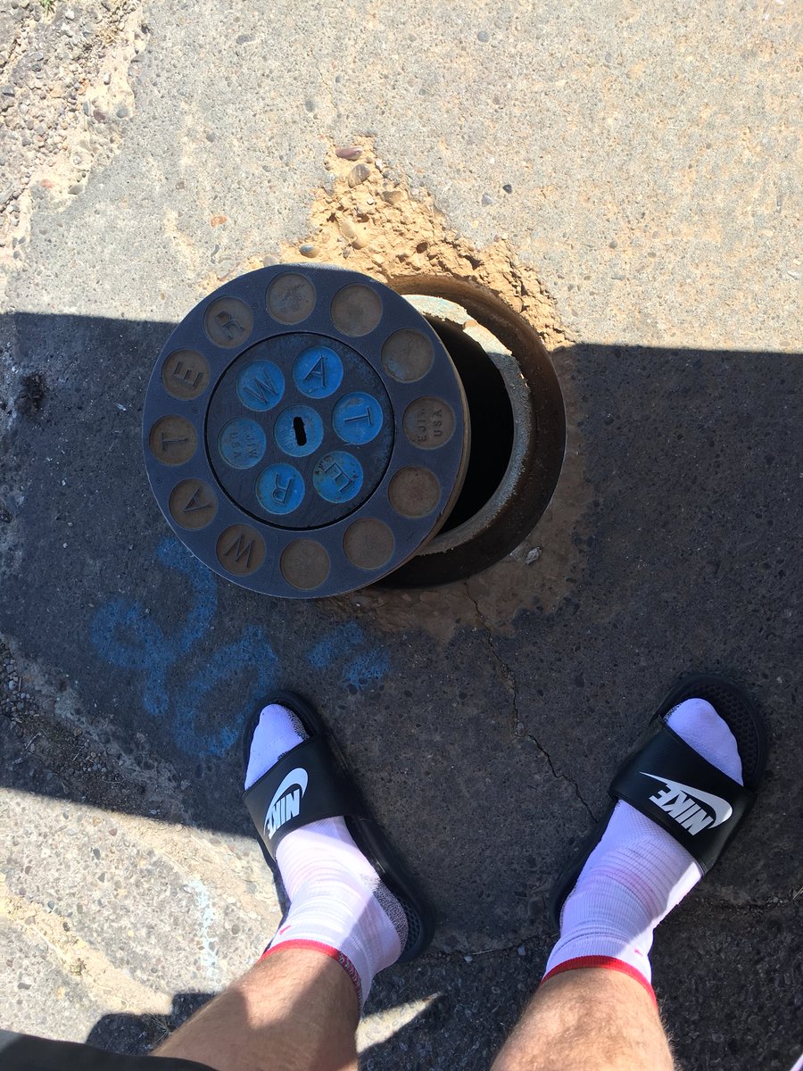 heaubott's tweet photo. @cabq soooo can you fix my tire for me? #FixInfrastructureAlso https://t.co/Ffl3EVexla