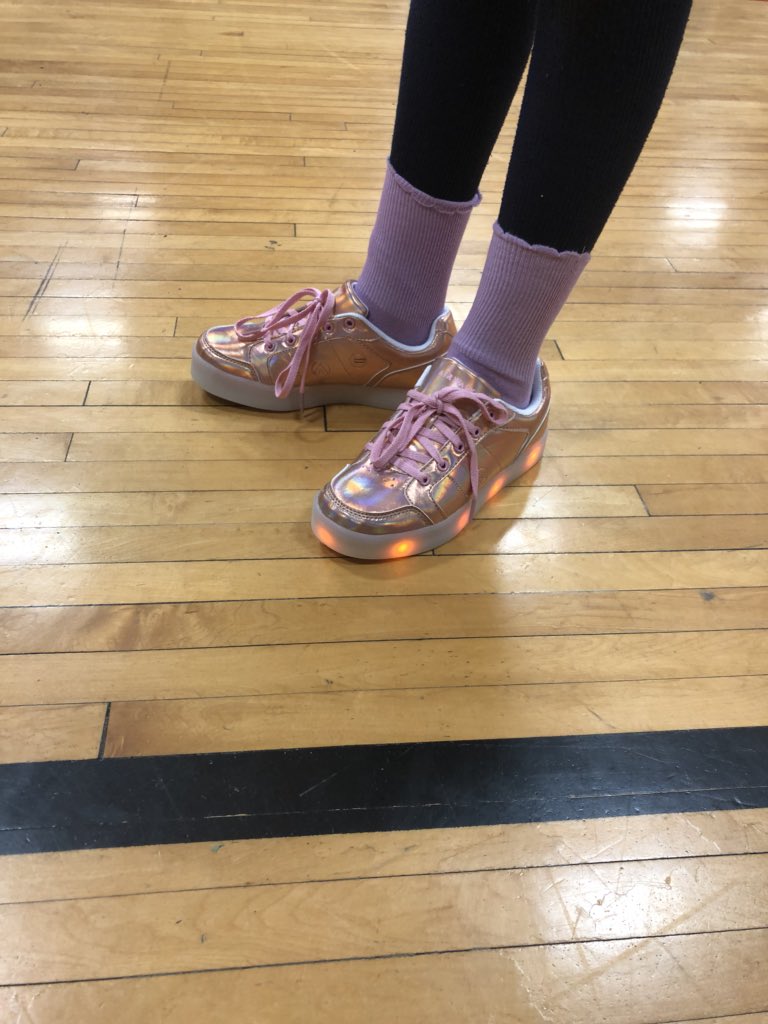 TeamRuklick's tweet photo. Thank you for the awesome new #kicks!! @Cerner @BishopSullivan #cvw2018 https://t.co/XAgBFOAJvH