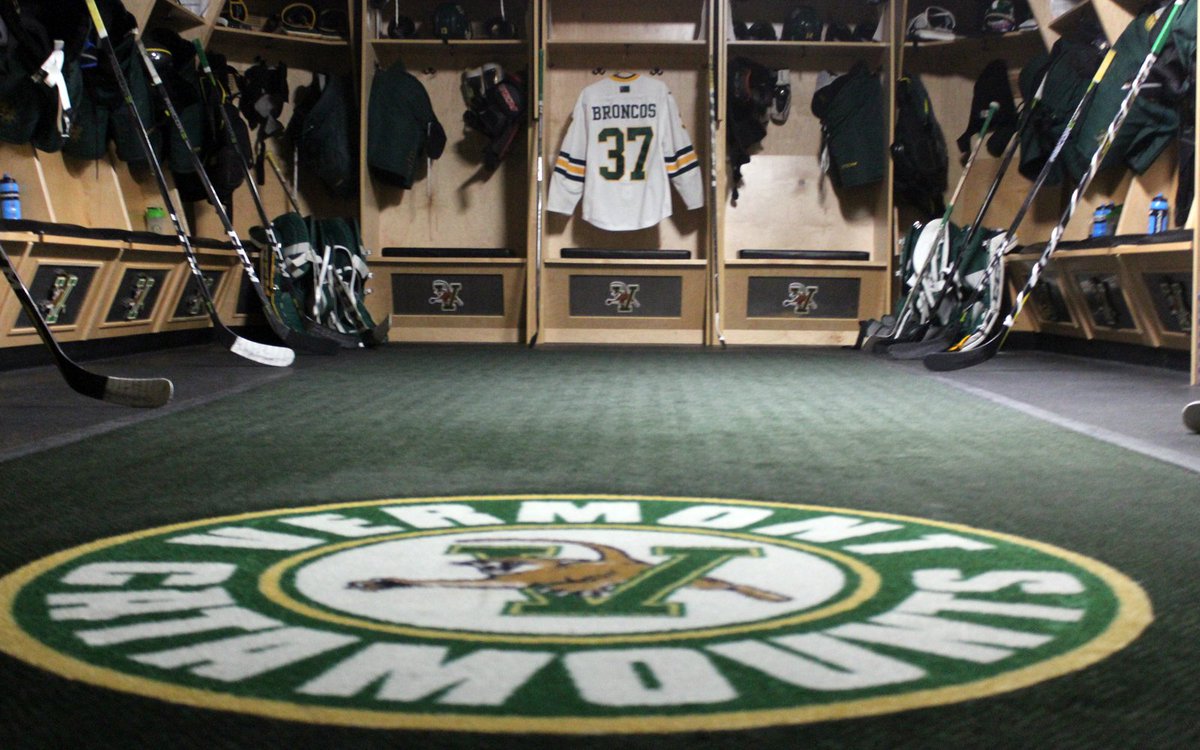 UVM Men's Hockey tweet media
