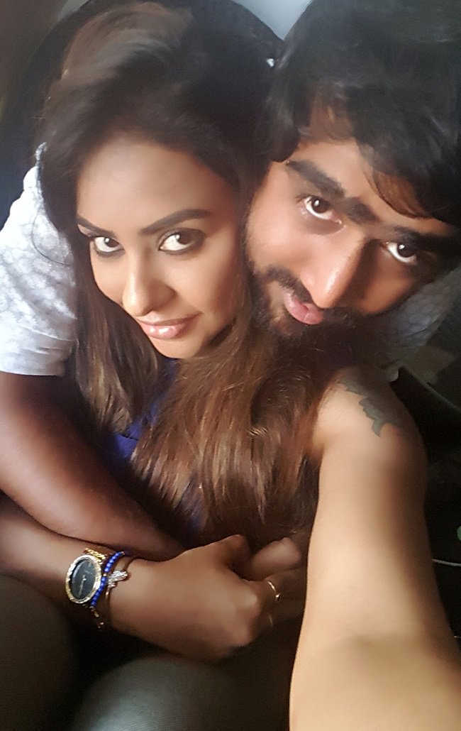 Telugu Actress Sri Reddy Exposes Private Pictures With Rana Daggubati S Brother Galatta