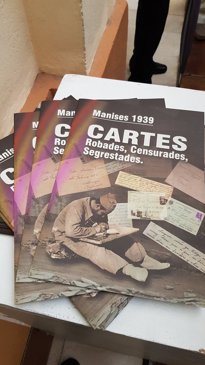 MemoriaManises's tweet photo. En este momento se está inaugurando las Jornadas de Memoria Histórica de #Manises, en la Casa de Cultura #Exposiciones #Charlas #Visitas #Concierto #MemoriaHistorica https://t.co/aVZrhfjRyk