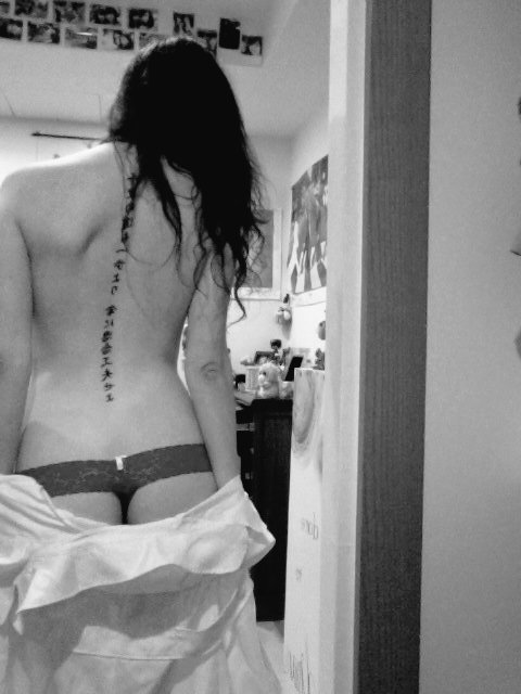 thekatelw's tweet photo. ❣ Black and White and Red and Booty ❣ https://t.co/Yg2e4kaUM2