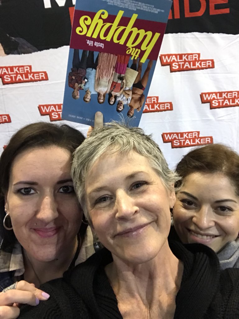 Mariloune's tweet photo. @mcbridemelissa Just because I want to share this pic of us... again 😌😘♥️ #HappyTrio Hope you’re having a good day Melissa! 🤗 https://t.co/Sq7vpCc4xP