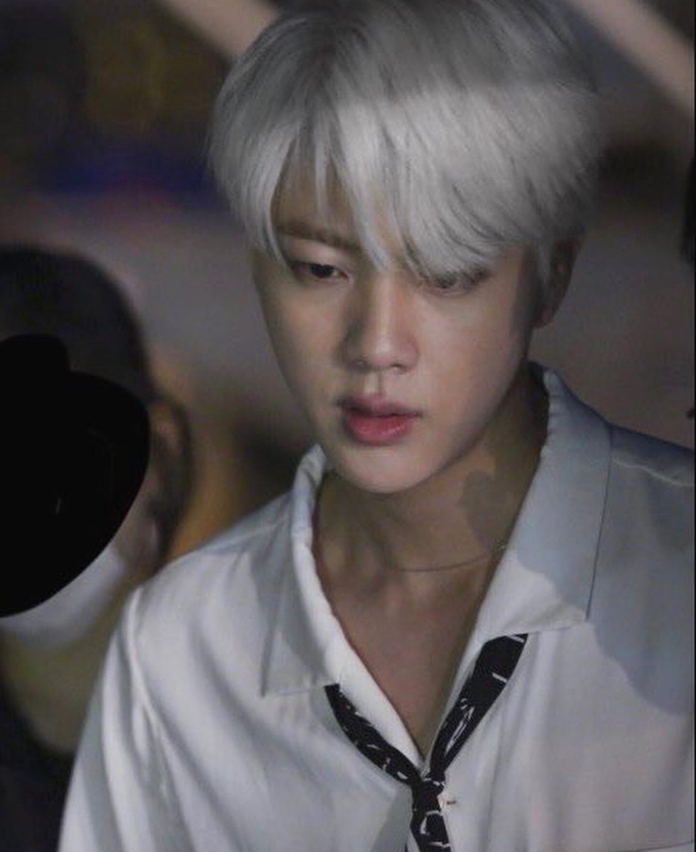 EverDrunkARMY's tweet photo. БХ, никогда не красьте Джина в пепел. Я хочу жить
#BTS #JIN #Seokjin #PremiosMTVMiaw #MTVBRKPOPBTS https://t.co/KrocuUpP5Z