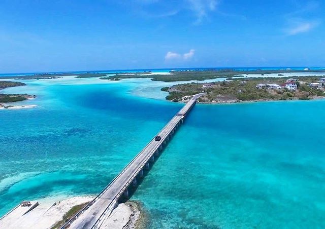 TheExumaDream's tweet photo. Headed to next meeting •
📸: @thesalthouseexuma •
・・・
#littleexuma #escape #drone #meeting #exumablue #exumabahamas #bridge #myoutislands #itsbetterinexuma #itsbetterinthebahamas #bahamas #islandvibes https://t.co/96qD3NWlAo