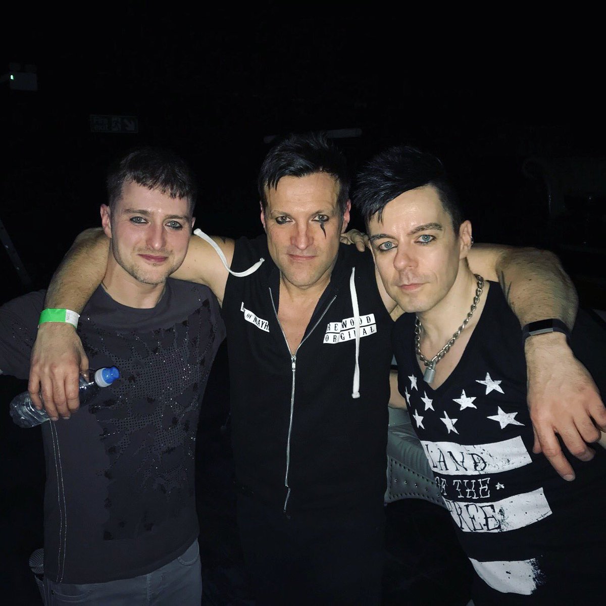 djcallyofficial's tweet photo. Reunited for The Tales of Legends β
#CallyandJuice #MCShocker #RaversReunited #HDUK https://t.co/4bgRy2QBmI