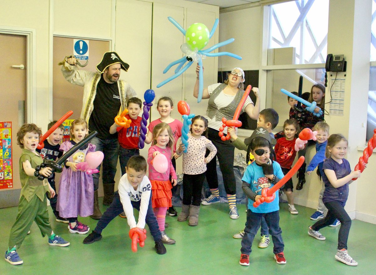 We sailed off to Neverland today, with a special holiday pirate adventure <a href="/TandridgeTrust/">Tandridge Trust</a> #Oxted with our @vickybarklamb &amp; <a href="/eynon_duff/">Duff</a>