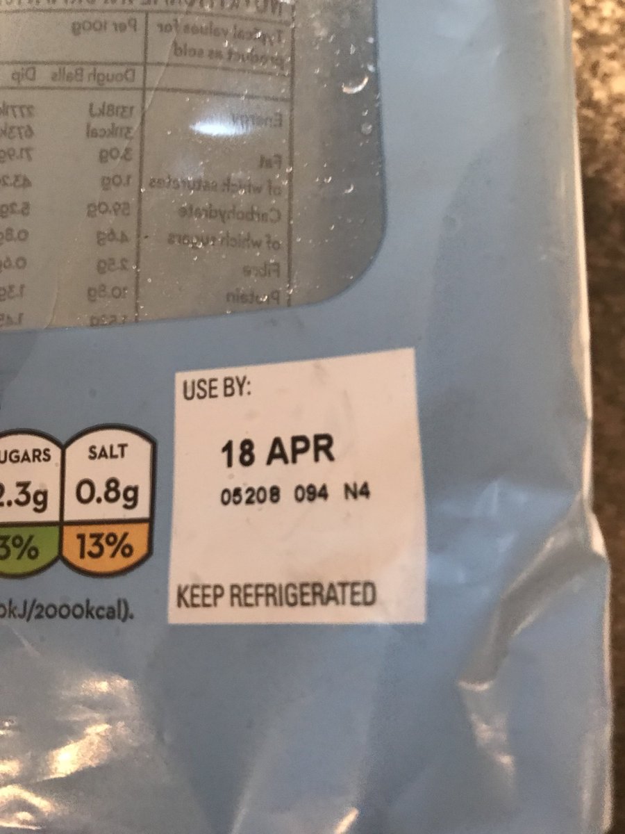 jorickards's tweet photo. @PizzaExpress Hi having dough balls with our spaghetti Bolognese tonight but  sadly there was only 14 dough balls in the packet instead of the usual 16, have you reduced the amount of dough balls in the packet?  For the same price? 14 dough  balls between 4 of us!!! 👎 https://t.co/aSZu0W5R8D