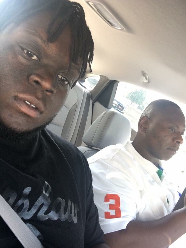 ThatGuy_Teezie's tweet photo. #NationalSiblingsDay My Dawg my Dawg My Nigga my Homie #FlyHighMario ๐๐๐ฟ https://t.co/kKF1rlZNrT