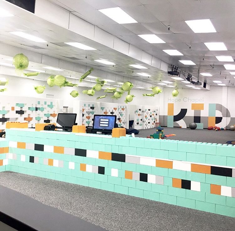 vei_BLOC's tweet photo. Bloc wants to make our products safe and kid friendly. Hope Chapel has made a play pen for children to play in and we just love how it looks! #veinternational #sphsbloc #modular #furniture #ideastakingshape https://t.co/Zv1oeGECPe