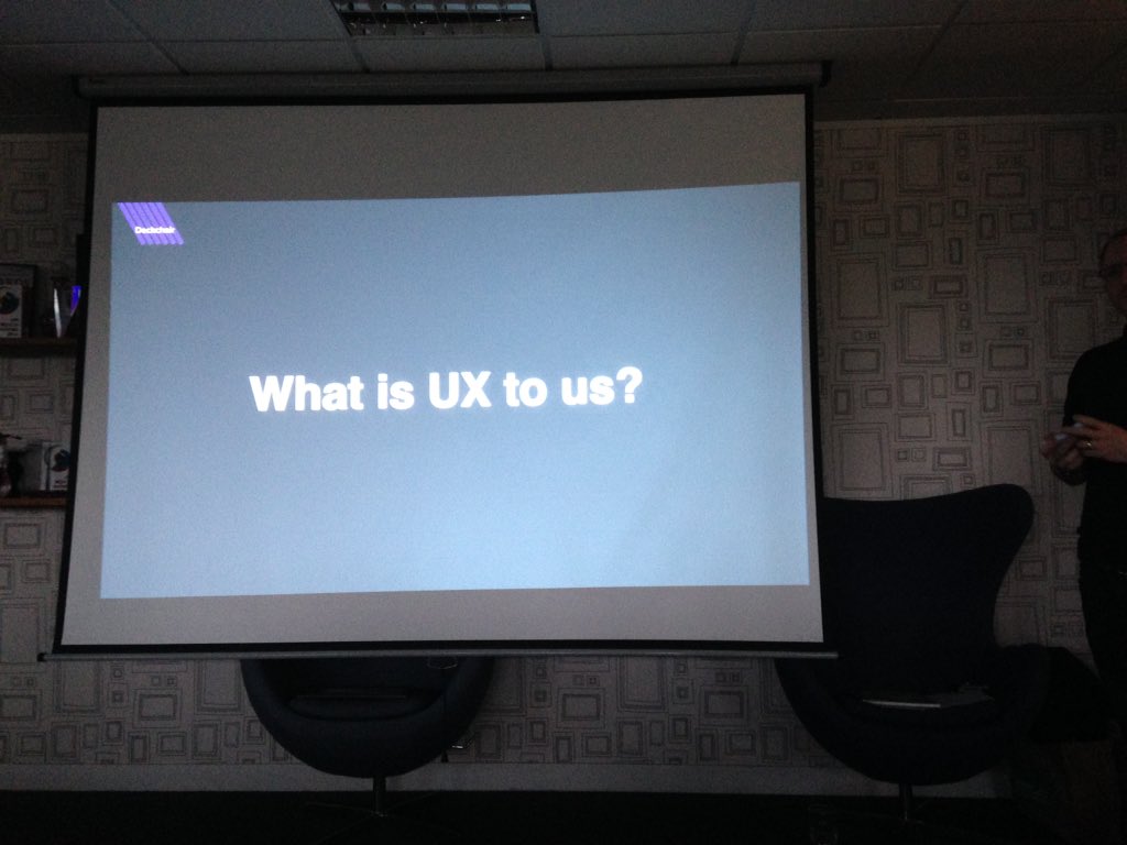 nagare_ip's tweet photo. Chilling out at #swux with @deckchairuk https://t.co/Bbdjux3Ya1