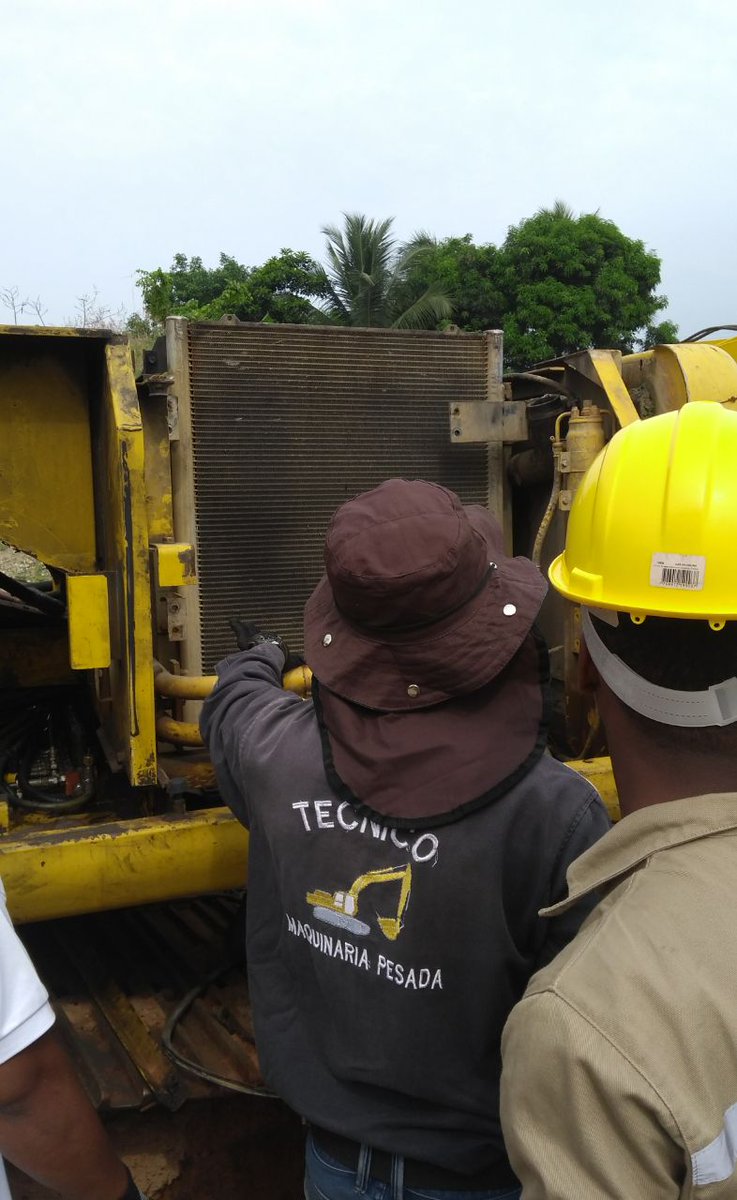 MINERIA5CFMA's tweet photo. Hoy conocimiento de componentes de la excavadora, maquinaria pesada cfma
@SenaCfma @SBDIR_SENACFMA https://t.co/etekfibUGH