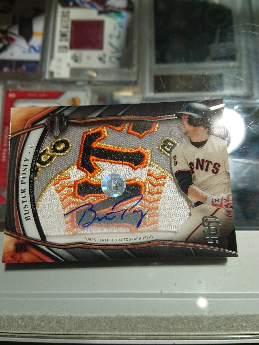 ajssportswpg's tweet photo. Absolutely filthy what was pulled out of @Topps Tribute 🔥 🔥 #1/1 #oneofone #baseball #topps #tribute #giants #sanfran https://t.co/jyTgled4YN