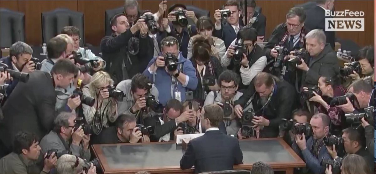 DaveLeeBBG's tweet photo. What an iconic picture this is. https://t.co/1KKORDbWYU