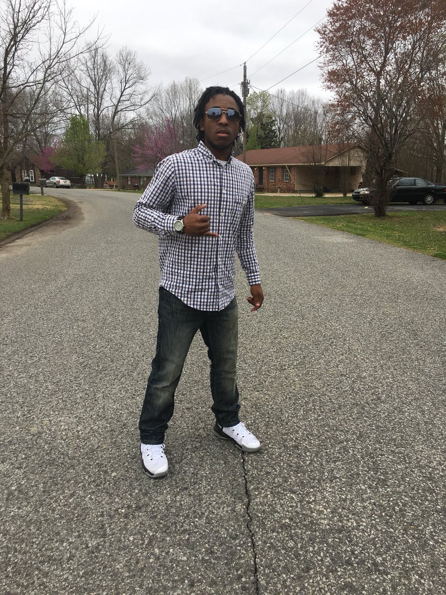 CobyJanathan's tweet image. ✨ just trying come up 🏂🤷🏾‍♂️