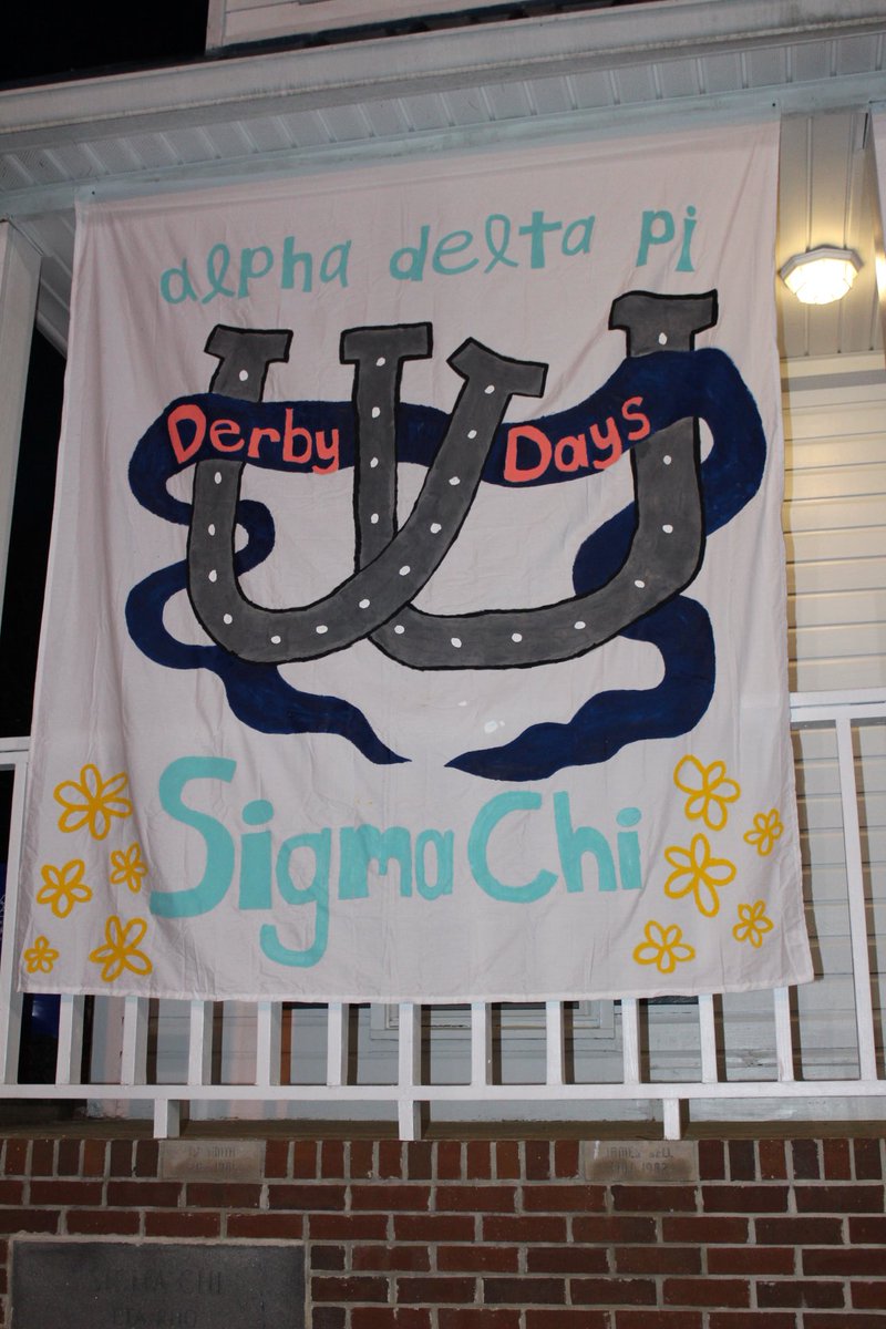 Which banner do y’all think looks the best?