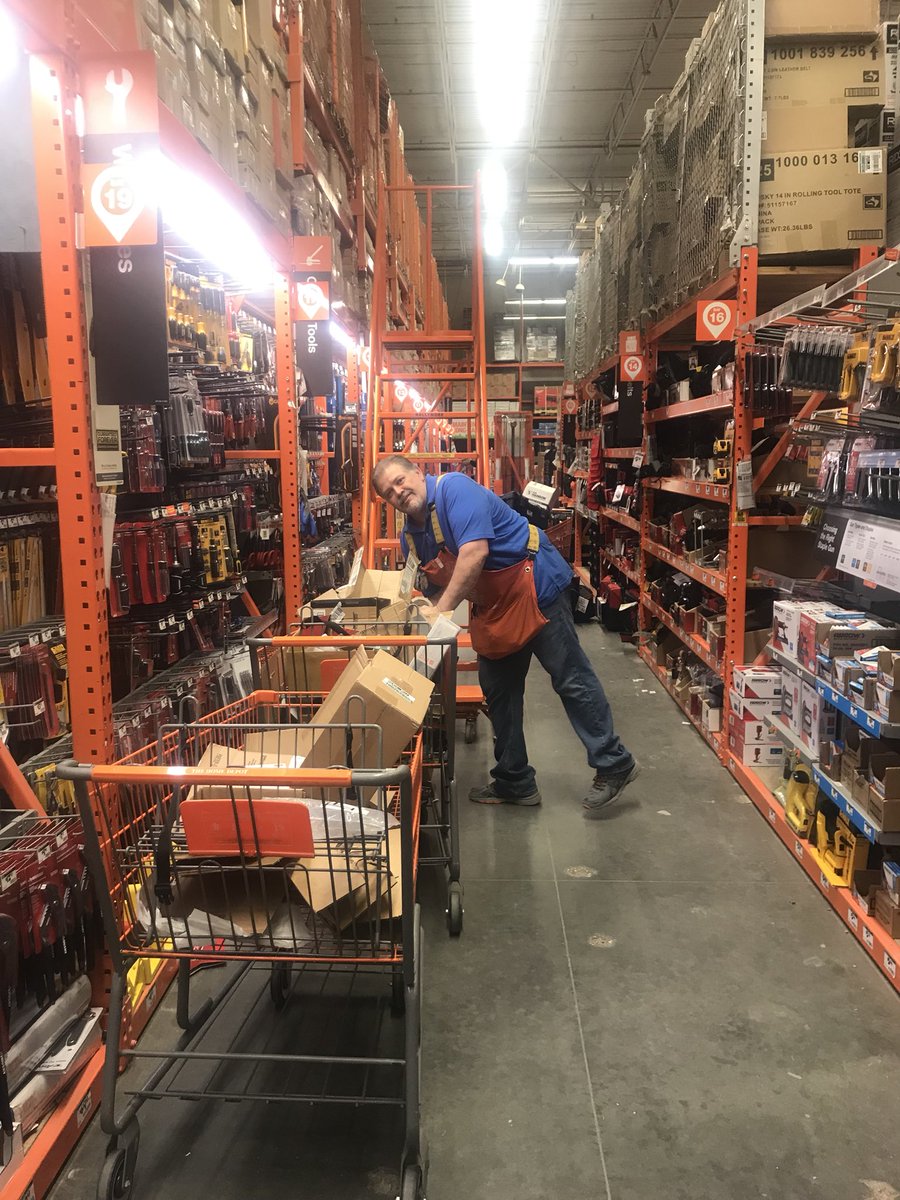 nlw601's tweet photo. #cardboardchallenge DJ rocking hand tools in hardware. HD Porter 6523. @rayhinthd79 @maxey_488 https://t.co/6mlYrWouJg
