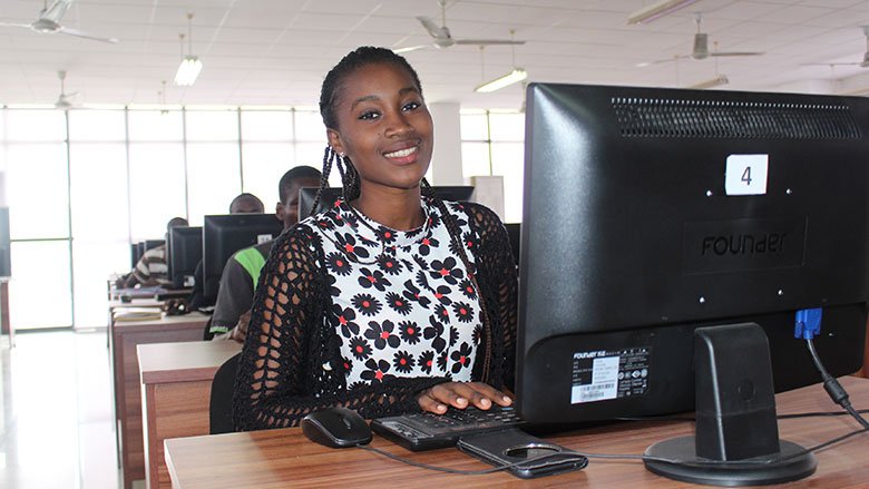 WBG_Digital's tweet photo. By expanding and connecting their fiber-optic cable networks, the #Republicof theCongo & Gabon are laying the foundation for stronger regional connectivity: https://t.co/t3qElSvwqR @WorldBankAfrica https://t.co/4EUrNC5wK1
