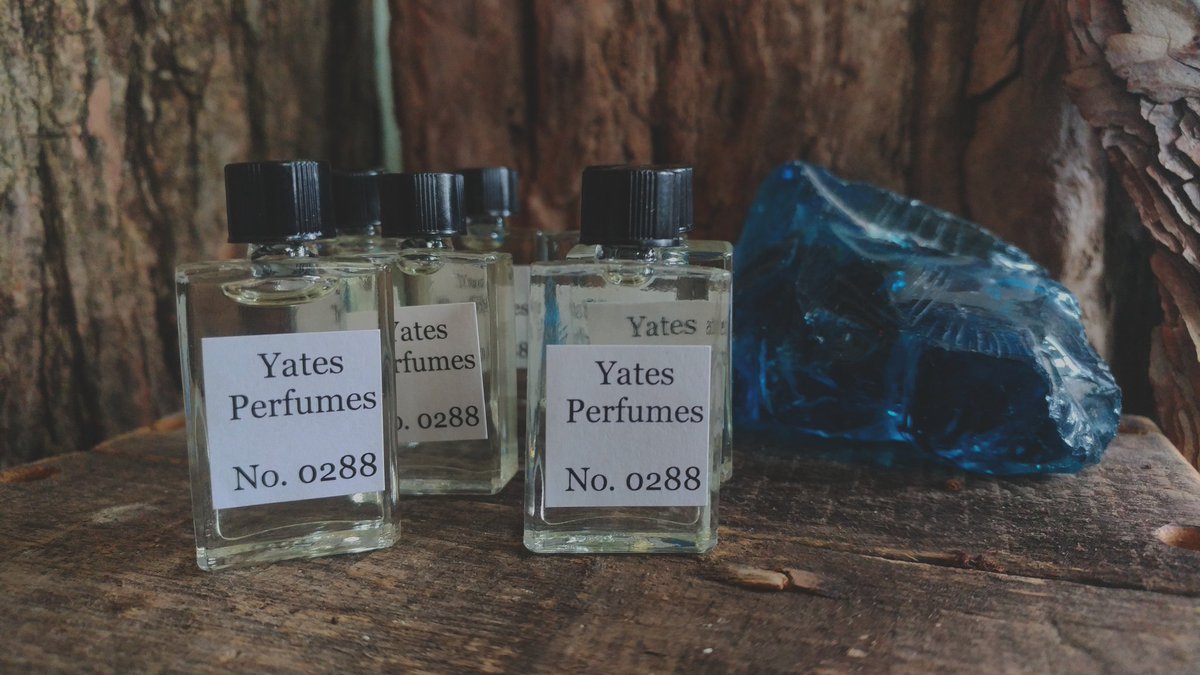 Freshly bottled No. 0288
Bergamot, Black Tea, Rose, Musk, Iso E Super. An earl grey tea inspired perfume.