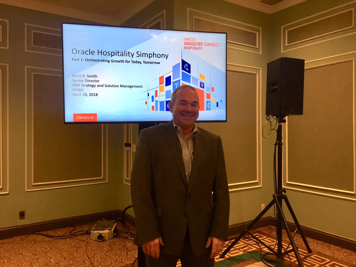 OracleHosp's tweet photo. Now for part 2 of our Simphony series: "Simphony Part II: Mastering the Transition to #Cloud" - join us in 15!  @MarriottIntl #VillaRestaurantGroup  @ihl_group #OracleIc18 #innovation https://t.co/P7nVF2gfXi