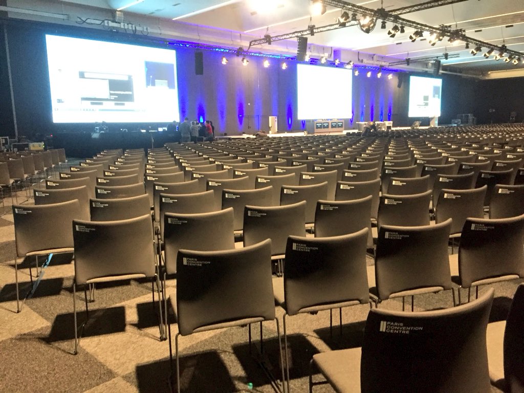 MartaGomesParis's tweet photo. Congratulations @EASLnews team for transforming our venue #VIPARISPCC looking great for #EASL2018! #cantwait to see it filled with your delegates tomorrow https://t.co/r6hX4cTcBh
