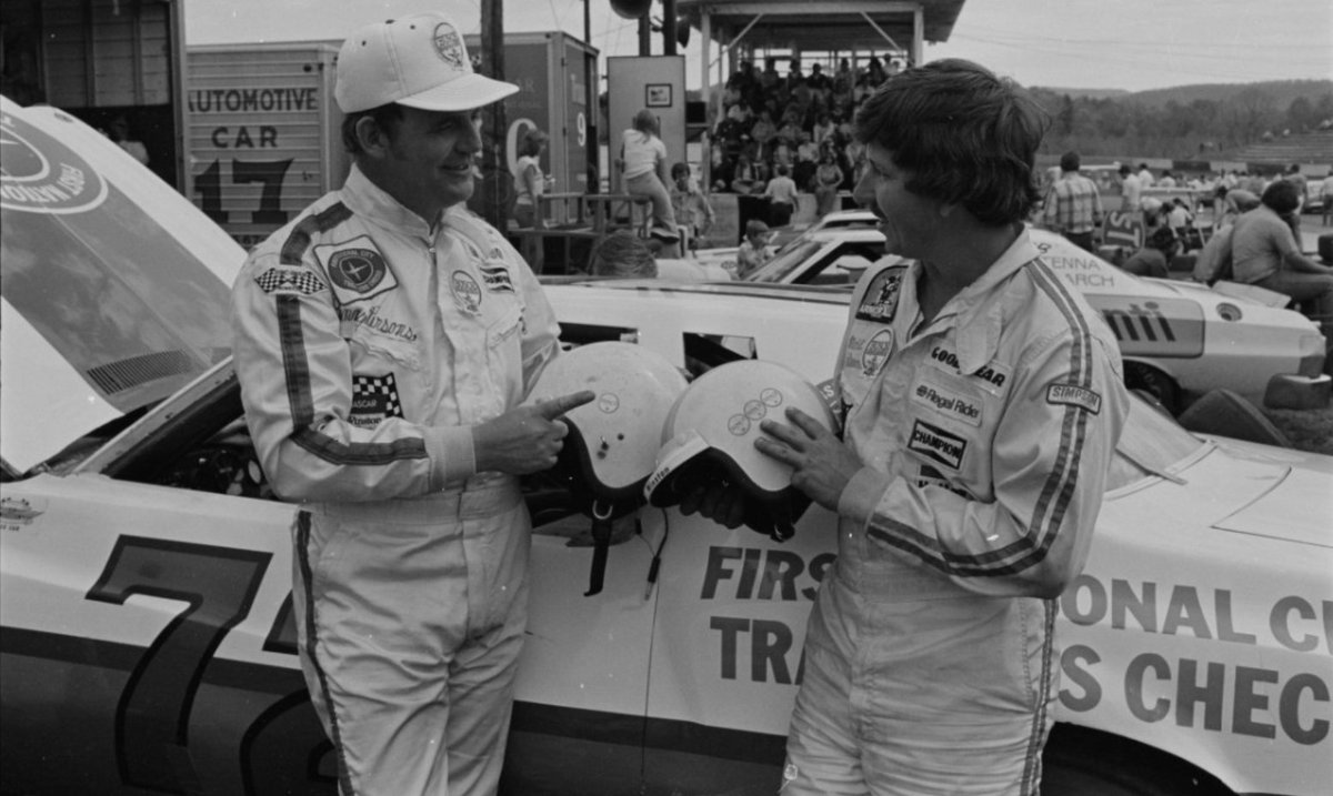 Basso488's tweet photo. Benny Parsons &amp; Neil Bonnett https://t.co/tnKdz1bfEa