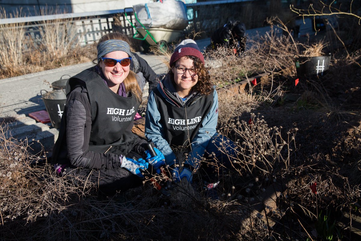 highlinenyc's tweet photo. A giant thank you to our partners at @REI for all of their help during #SpringCutback 2018!

📷: @lizligon https://t.co/VhyrfAzfm9