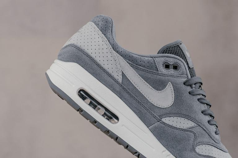 air max 1 perforated grey