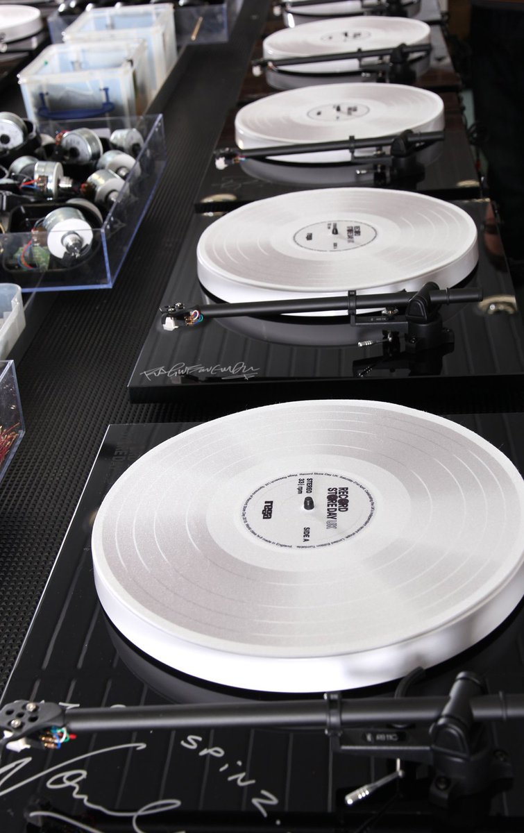 TheSoundGallery's tweet photo. The fact is..

Yes, we will have the #RSD18 @RegaResearch turntables in-stock.
Yes, yours could be signed by one of the biggest @RSDUK artists.
Yes, April 21st could be the hottest day of the year!

Details: https://t.co/d9V3IjyrWI https://t.co/N5w4Yw1Z5t