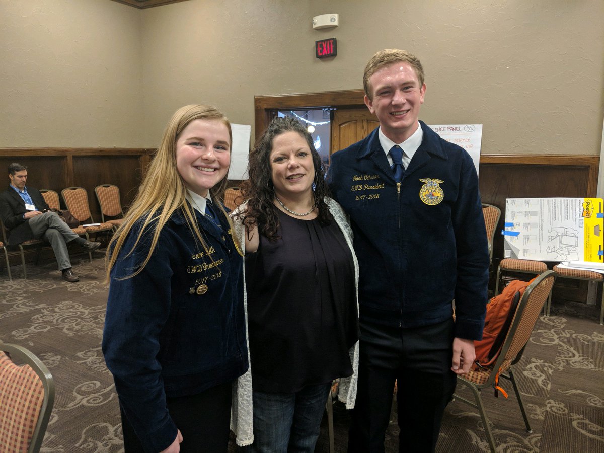 KansasDeptofAg's tweet photo. What does the future of water in Kansas look like? With young leaders like Grace Roth and Noah Ochsner taking part at the #OgallalaSummit the future looks great! #makingasplash @noahoxnr @grraaccee11 @jackiemcclaskey @KansasFFA @ks_ywac #kswater @kswateroffice @Ogallala_water https://t.co/kytEmkou31