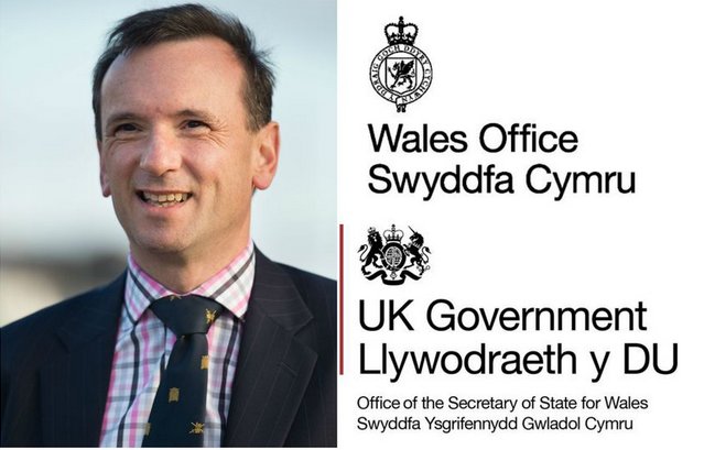 NativeSpiritUK's tweet photo. @ActionSevern thank you for defending against blatant, vulgar and insidious #ColonialCreep (s) 'rebranding' The previous Welsh seal and motto has been replaced with a Royal Coat of Arms https://t.co/MoXObIJBC2 #standUpWales #Decolonise #notYourColony #Selfdetermination #Resources #LandGrabs https://t.co/FwY12nYjNb