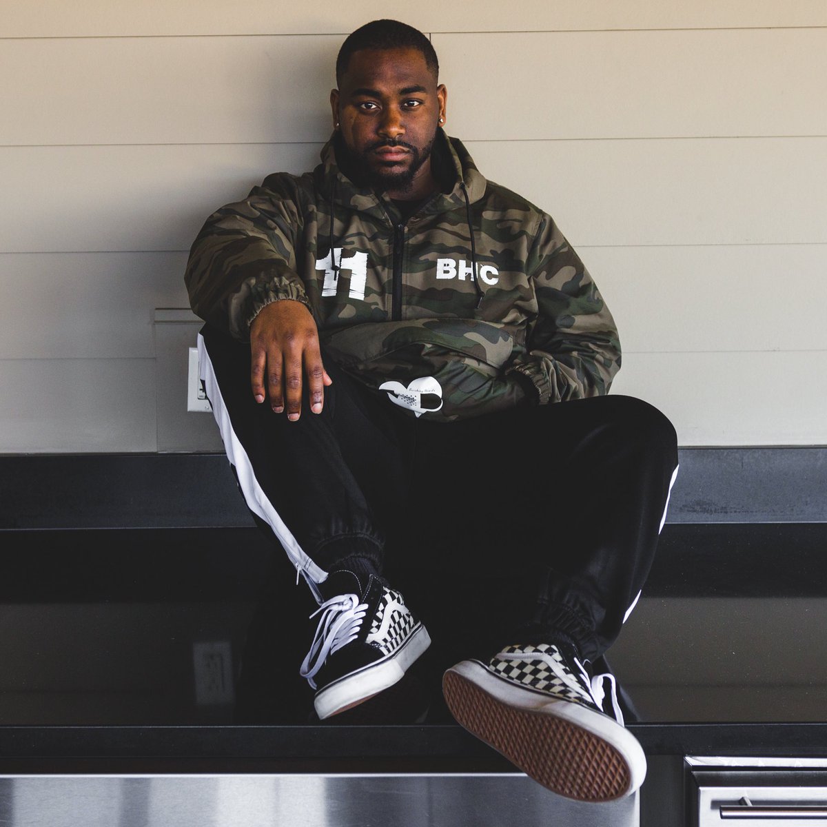 bhcpierre's tweet photo. “I’ve learned to accept people for who they are &amp; also not fuck with them for that same reason 🖕🏾💰💔” 
https://t.co/Vj30vq5197 #winwithyou #orwithoutyou https://t.co/gZ5davYv1A
