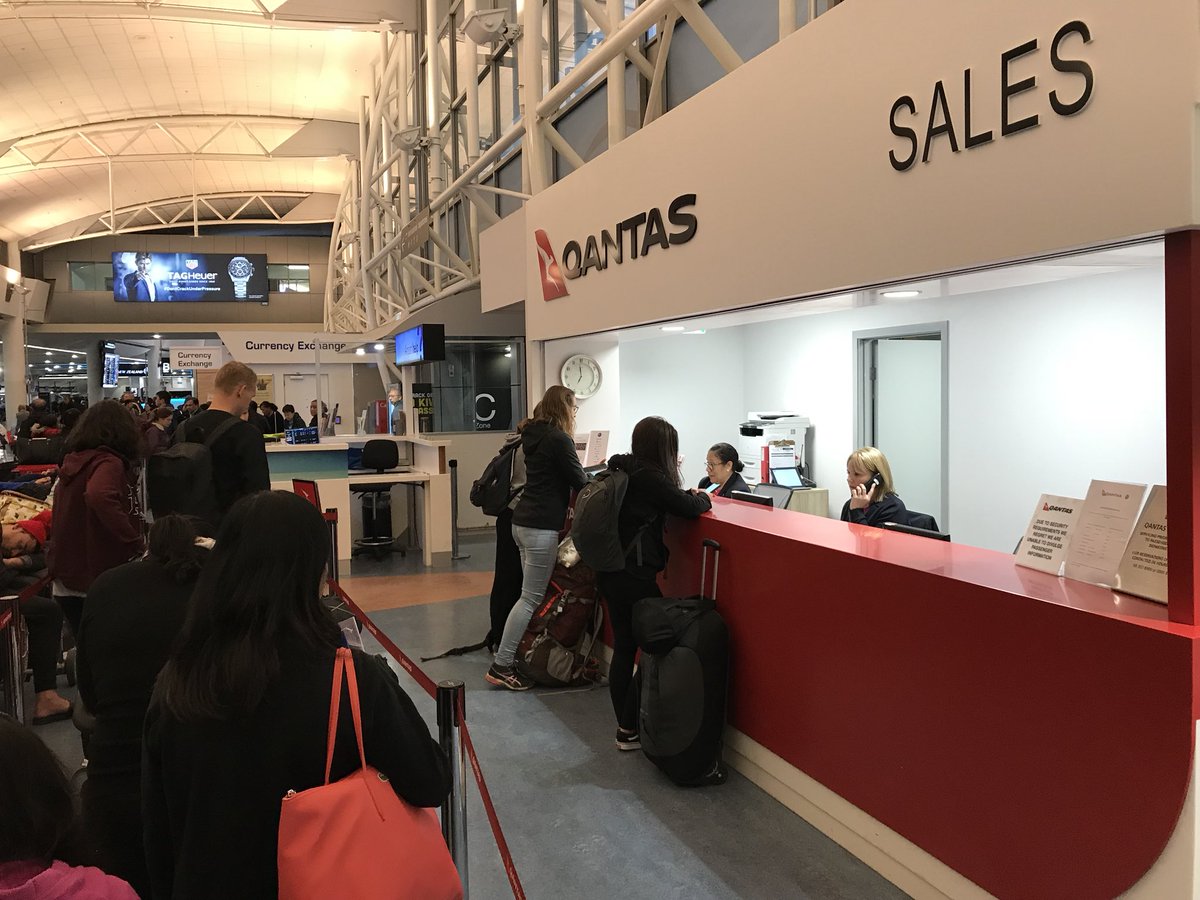 MBeaugendre's tweet photo. flight MHNYHN canceled ! wait 4 more2h.
FB pm but no reply...
Only 2 employees at the claim office and so many people like you can see ...
Employees give us phone number but it isn’t walking...
this is not the service we expect from @Qantas #qantas #nohelp #noservice https://t.co/VRIOCQefCn