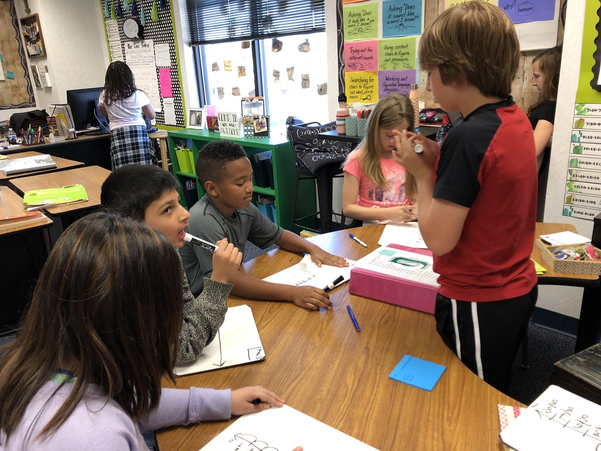 coolCoachingELA's tweet photo. You know you have mastery of an objective if your students can teach their peers! #studentsteachingstudents @olsonotters https://t.co/nHBWqW7YMW