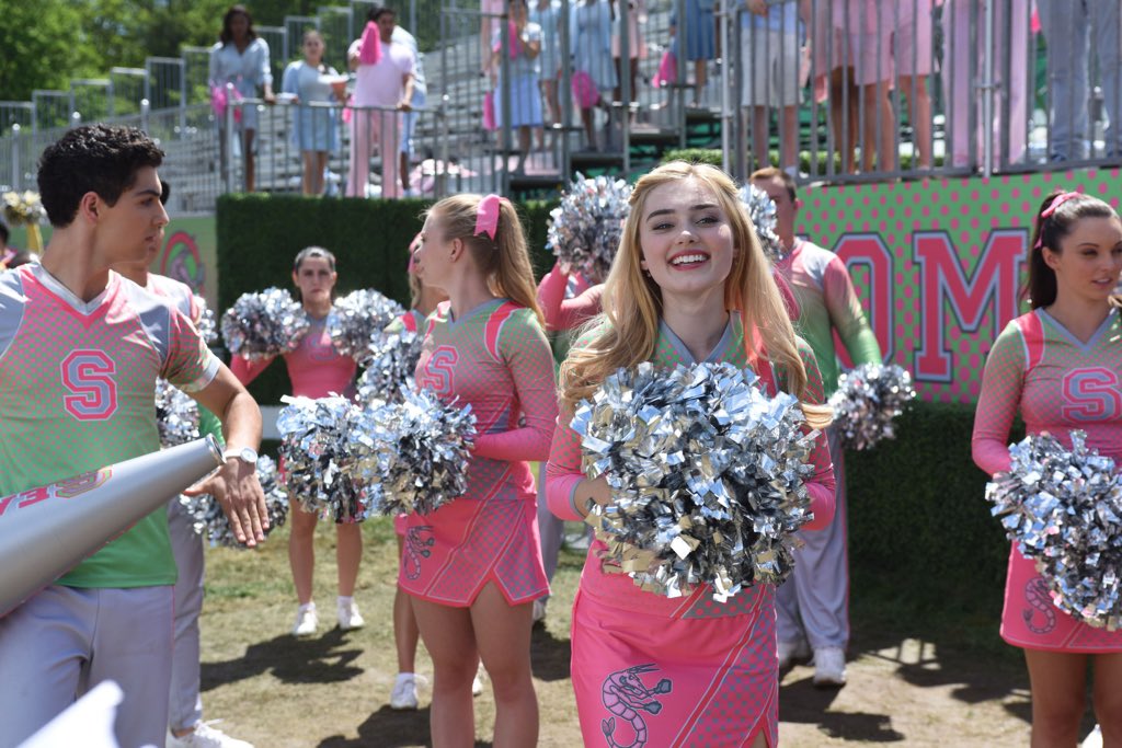 Addison (@ofcheerypep) on Twitter photo 