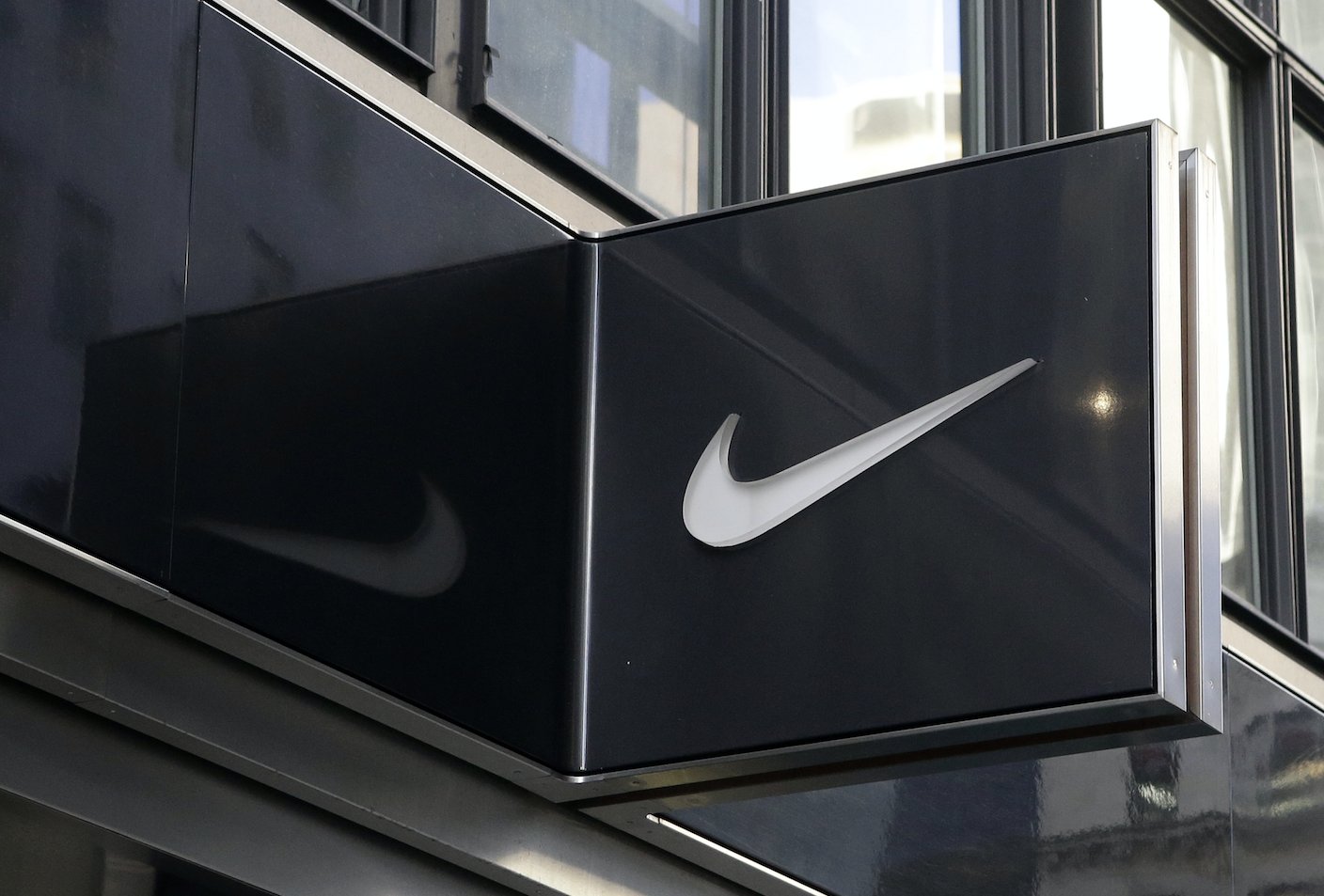 Российский найк. Компани Nike. Корпорация найк. Nike американская компания. Nike компания здание.