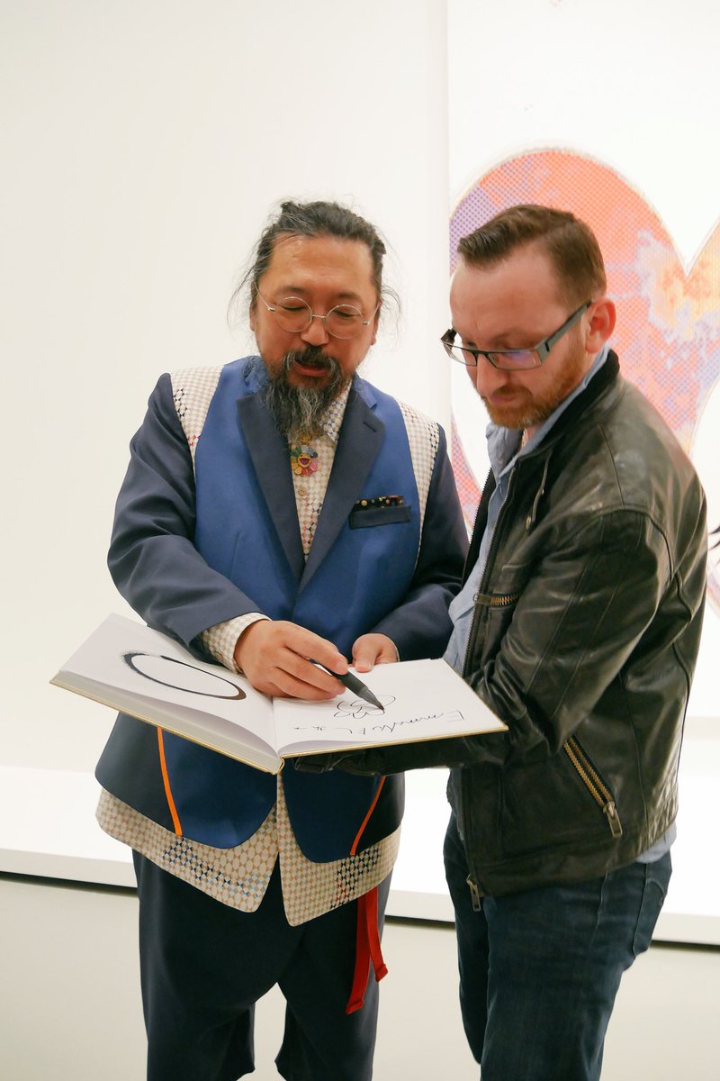 emmenex's tweet photo. Ce soir à la @FondationLV : superbe rencontre avec un dieu vivant de l’art japonais : Takashi Murakami
#TropClasse ! 

#EmptyFLV 
#audiapasondumonde 
#paris https://t.co/pYt66sBDxy