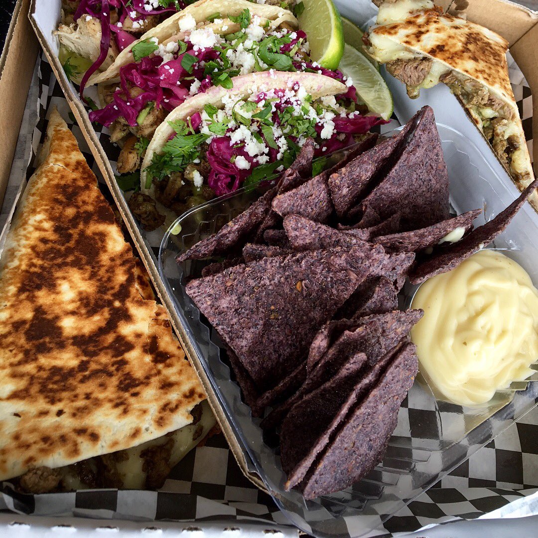 Hey Pearland!!!
We will be at <a href="/bakfishbrewing/">BAKFISH Brewing</a> today from 6-8ish! Come getchu a fat pat!!!!