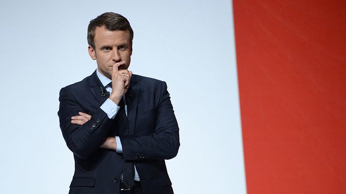 Macron veut plus de «dialogue» avec la Russie,  DacfdzyWsAEcvmv?format=jpg&name=small