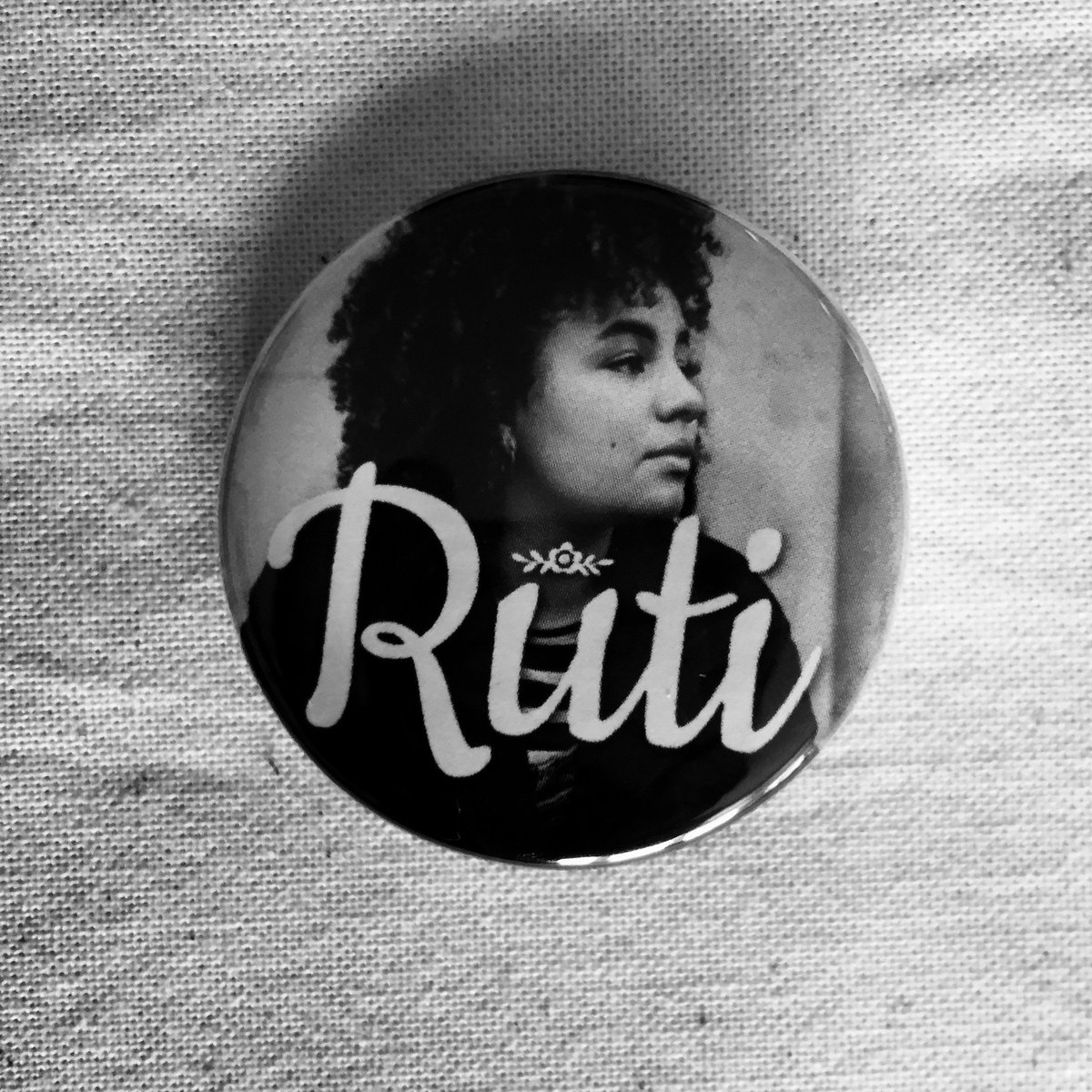 Imagine or Dream <a href="/rutimusic/">Ruti</a> winner of <a href="/thevoiceuk/">The Voice UK</a> could be No1 in the charts #Dreams #RootinforRuti #No1