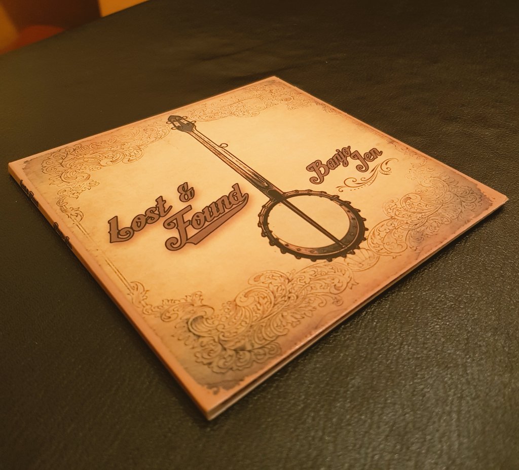 CDVDduplication's tweet image. Unsigned, DIY bands and songwriters! You too can have your music duplicated and printed ready to sell, in a lovely looking card wallet! Just like @BanjoJen has. Check out her upcoming gigs. She's well worth a listen! #SheffieldHour