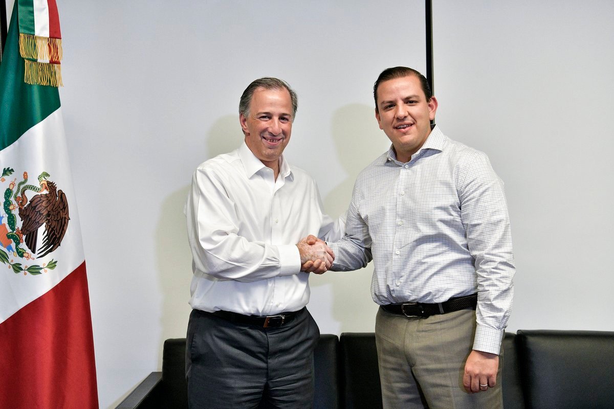 Estimado <a href="/F_GALINDO/">FERNANDO GALINDO</a>, muchas felicidades por tu nombramiento como Vicecoordinador de Operación Regional y Proyectos de Inversión de la campaña de <a href="/JoseAMeadeK/">José Antonio Meade🇲🇽</a>. Tu experiencia será fundamental para el triunfo de nuestro candidato. ¡Enhorabuena!