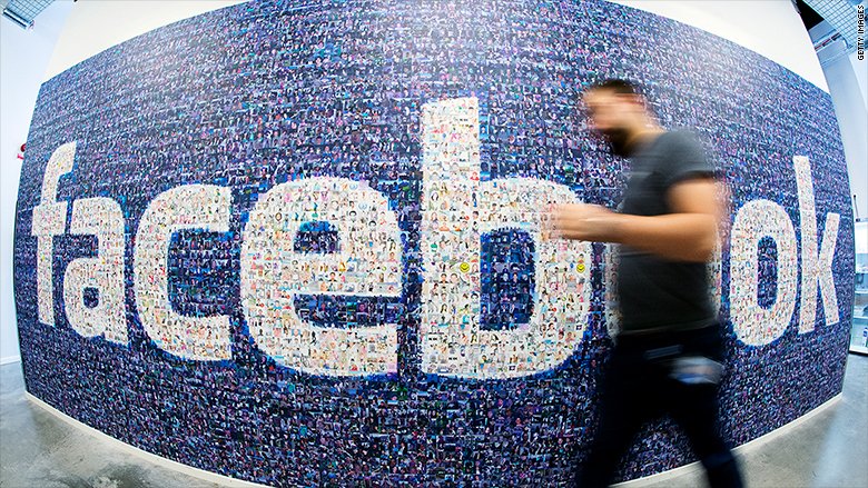 CNN's tweet photo. Shares of Facebook were up about 2% when the hearing began, and they moved even higher as CEO Mark Zuckerberg addressed questions from senators. The stock was up nearly 5% by 3:20 p.m. ET. https://t.co/W1aG9Ak0Ni https://t.co/qBmV9Yt2ze