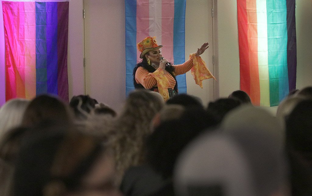 WichitanOnline's tweet photo. Check out the photo gallery by @rgj96 added to @brittnivilandre story about the Drag Show this past weekend. 
https://t.co/ZoFaUKRHLH https://t.co/VslBmivyHu