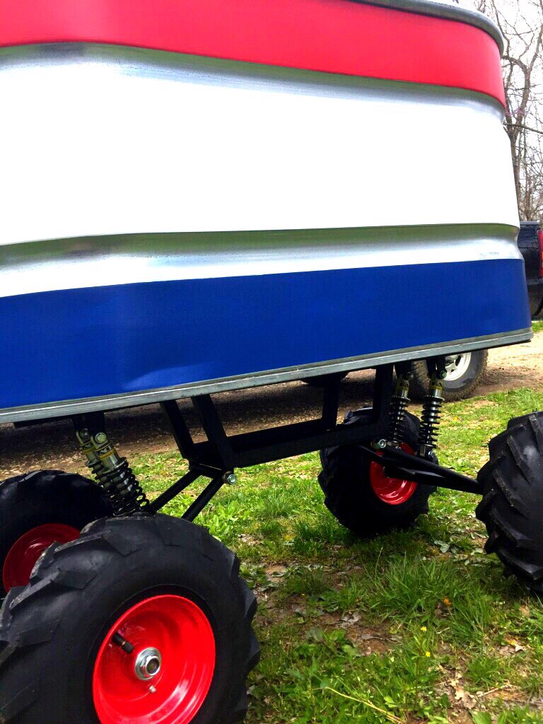 That’s what I’m talkin about! <a href="/rnrbarnash/">Redneck Riviera Nash</a> has #beer tubs with #offroad Suspension!! Buckle up and #DrinkAmerican <a href="/RedneckRiviera/">Redneck Riviera</a> my brother <a href="/Ike_Rich/">Isaac Rich</a> is a genius!