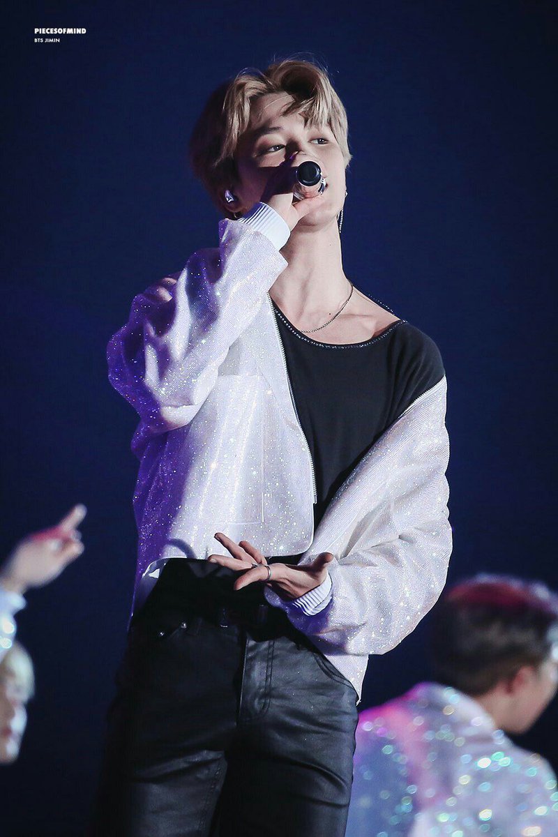 EverDrunkARMY's tweet photo. Как же я люблю наш фандом...
#BTS #ARMY #JIMIN #PremiosMTVMiaw #MTVBRKPOPBTS https://t.co/oiKo83jPpt