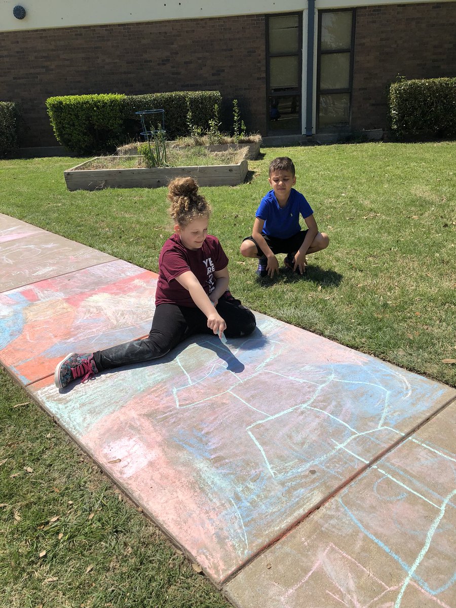 Saigling1st's tweet photo. When it’s beautiful outside &amp; it’s a STAAR testing day...you take a bubble break! #saiglingshines https://t.co/q4wfY4NoqG