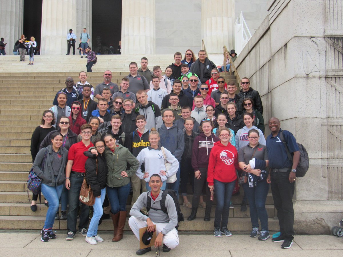 FWSH_Principal's tweet photo. Tremendous experience for our Air Force JROTC cadets, getting to see where it all starts @washingtondc We are proud of how well you represented all of us! @HernandoSchools #airforceproud #hernandostrong https://t.co/q7uzqbWHHw